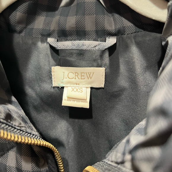 Vest - Picture 3 of 5